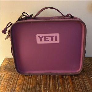 Yeti Daytrip Lunch Box